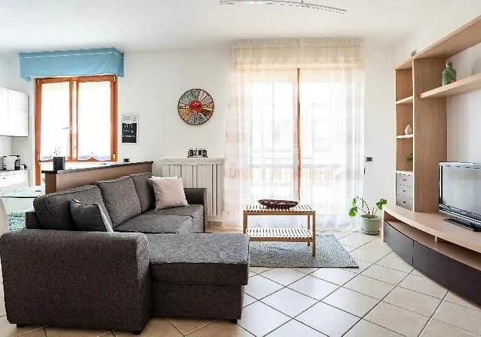 Casti Apartment - Mm3 Comasina